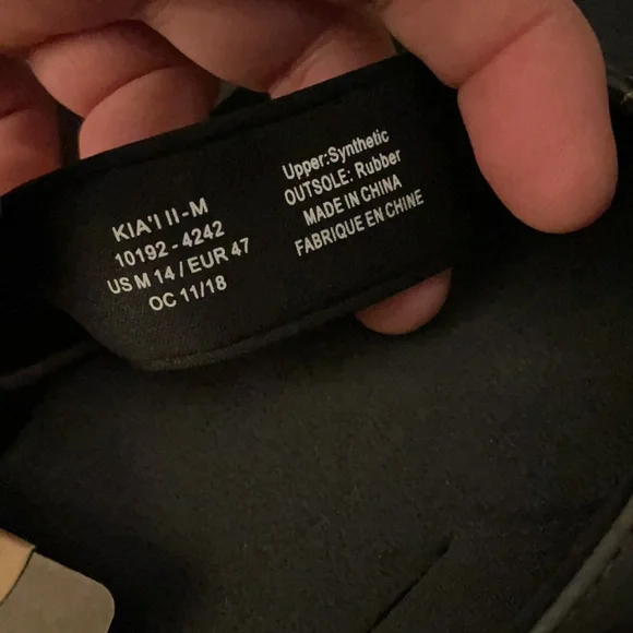 OLUKAI MENS SANDALS - Picture 5 of 7